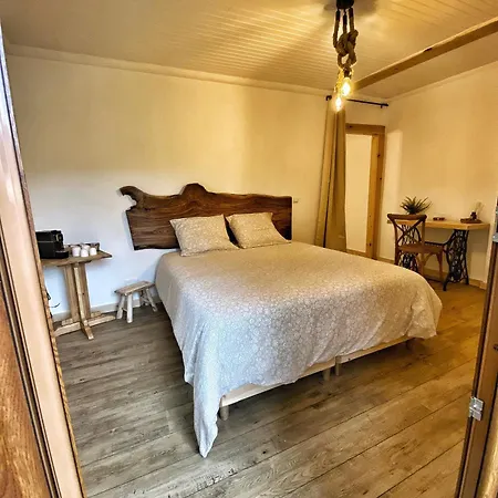U Pasturellu Bed & Breakfast *